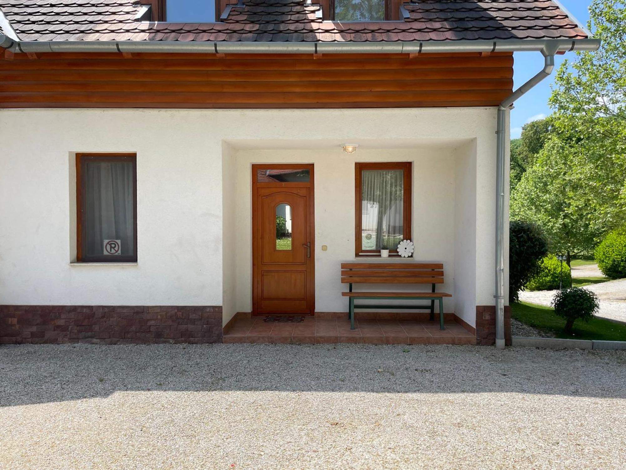Appartement Kastelo Teraso Zalacsány المظهر الخارجي الصورة