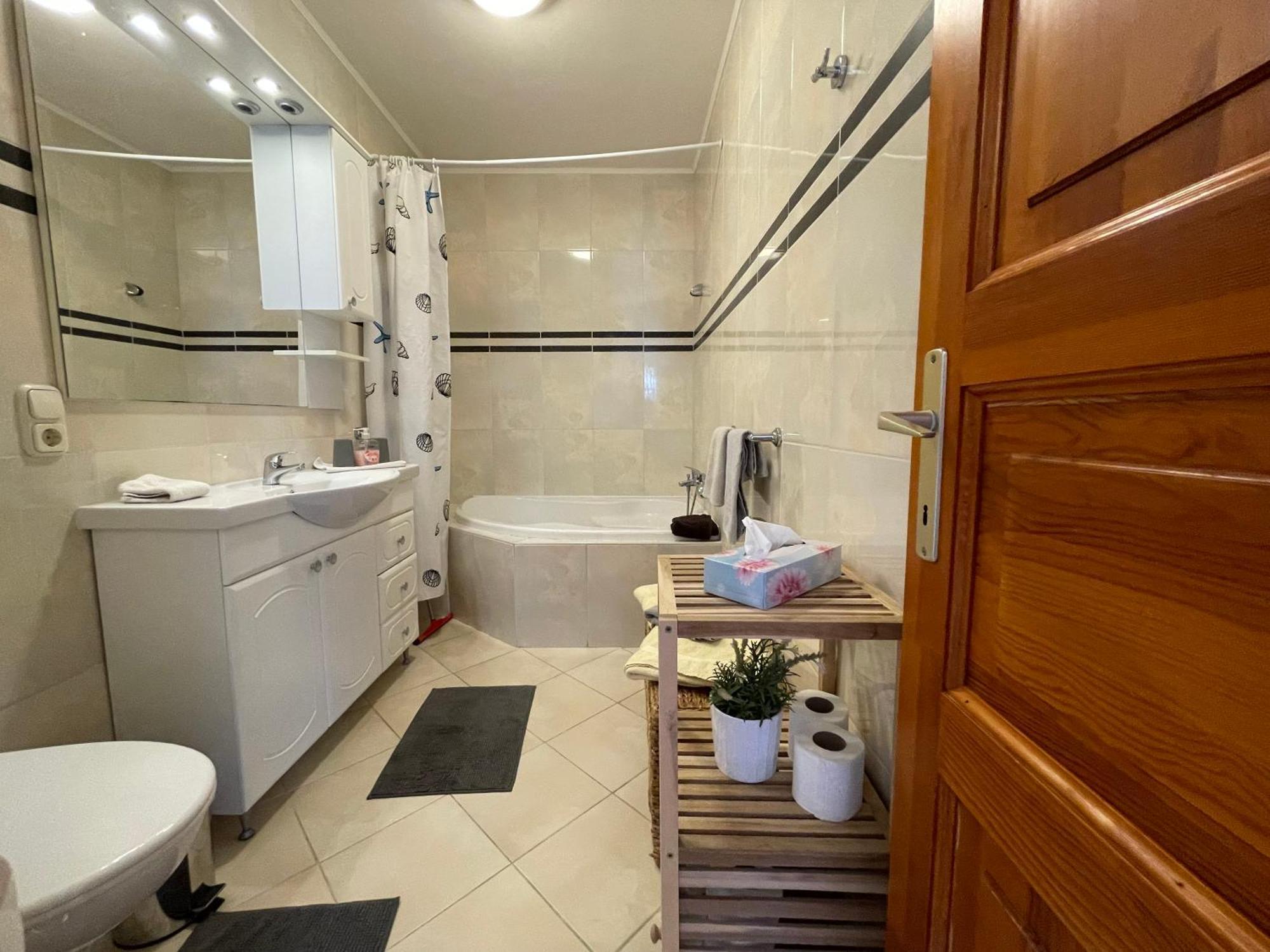 Appartement Kastelo Teraso Zalacsány المظهر الخارجي الصورة